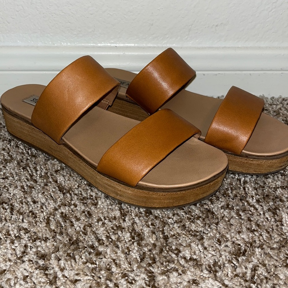 Steve Madden Platform Brown Leather Sandals